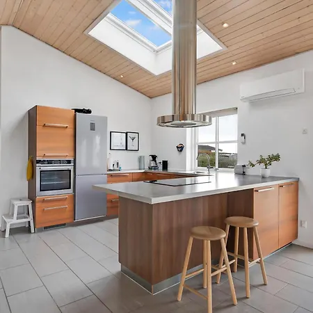 Feriehus Stylish At Folle With Sea Glimpse And Spacious Terraces *